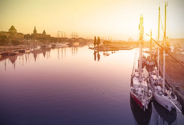 Piękny wschód słońca nad Port. — Zdjęcie stockowe