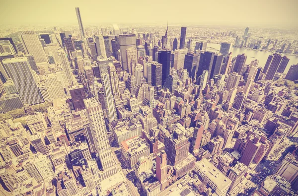 Vintage retro toned view of Manhattan, NYC. — Stock Photo, Image