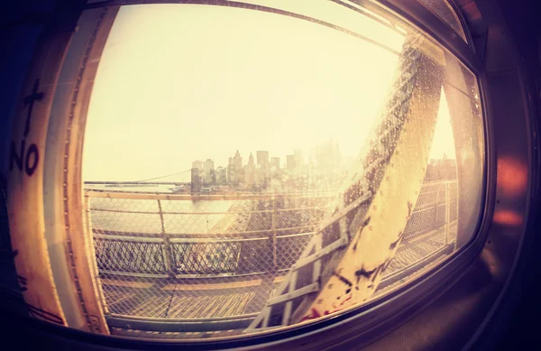 Vintage instagram gestileerd fisheye-lens weergave van Manhattan. — Stockfoto