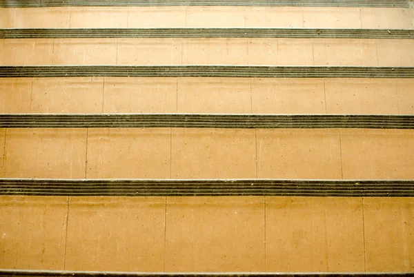 Escaliers abstraits à l'ancienne nuance jaune — Photo