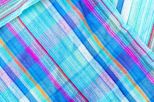 Renkli çizgi desenli kumaşlar arka plan doku — Stok fotoğraf