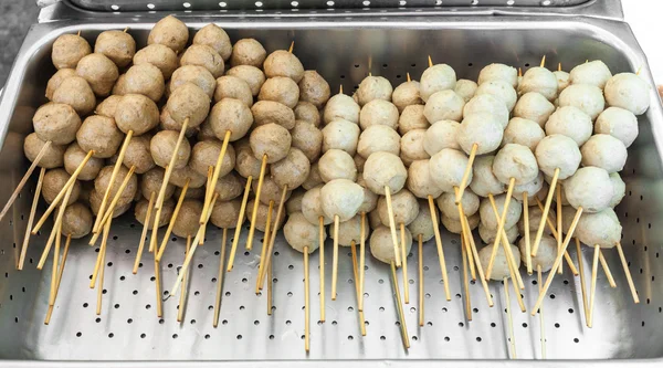 Albóndigas de cerdo fritas o albóndigas de cerdo — Foto de Stock