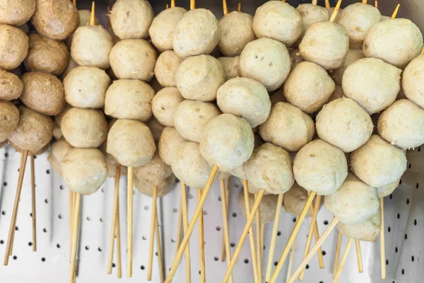 Gebratene Schweinebällchen oder Hackbällchen — Stockfoto