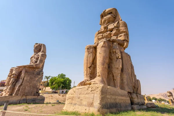Two Egyptian Sculpture City Luxor Nile Egypt — Stock Photo, Image