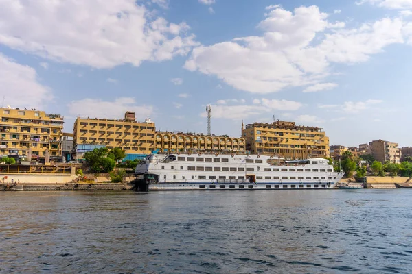 Cruzeiro Turístico Para Navegar Rio Nilo Cidade Assuão Egipto — Fotografia de Stock