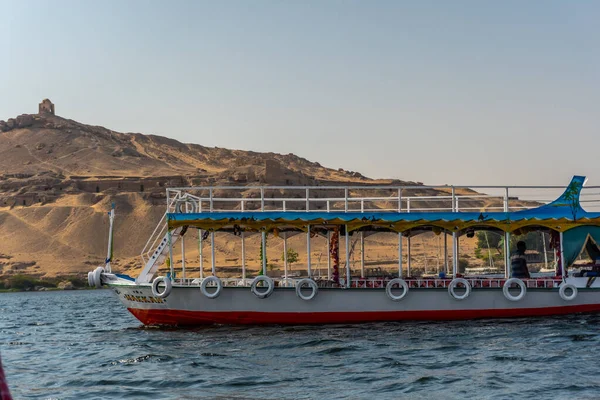 Sailing Traditional Egyptian Boat Nile River Nubian Villages City Aswan — Stock Photo, Image