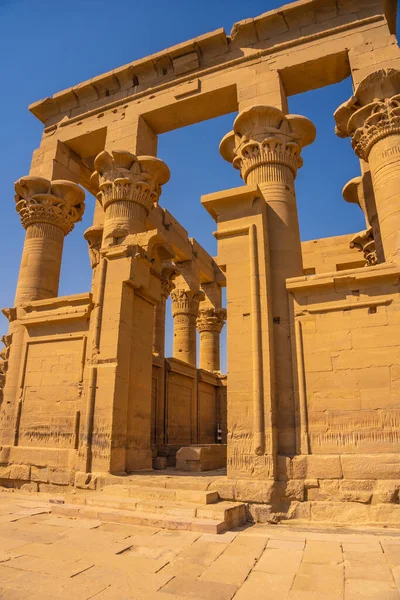 Temple Philae Its Beautiful Columns Greco Roman Construction Nile River — Stock Photo, Image