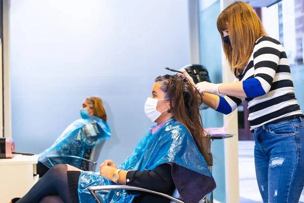 Hairdressing Salon Masks New Normal Work Security Measures Hairdressers Covid — Stock Photo, Image