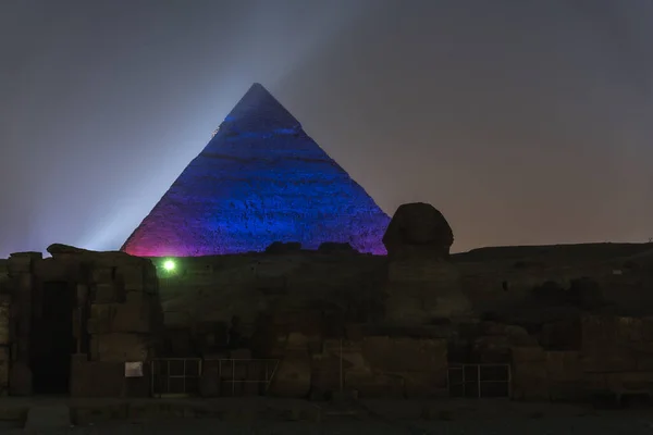 Звук Світло Показують Прекрасних Пірамідах Сфінксі Гізі Ніч Місті Каїр — стокове фото