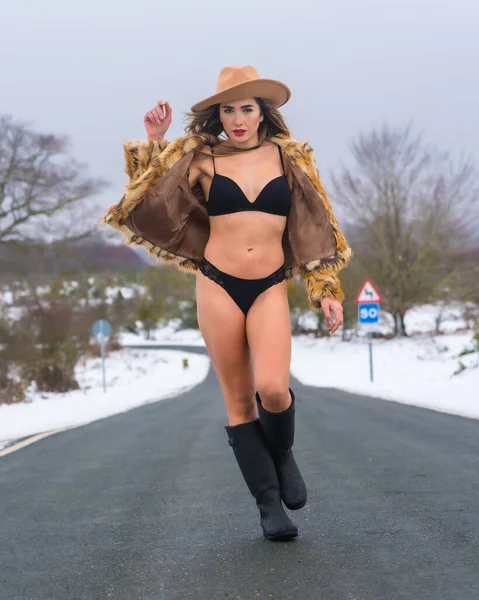 Model Girl Underwear Cowboy Hat Leopard Sweater Road Enjoying Cold — Stock Photo, Image