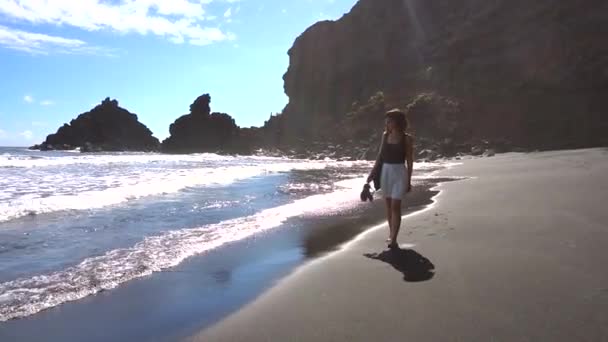 Bir Yaz Sabahı Genç Bir Turist Kanarya Adaları Ndaki Palma — Stok video