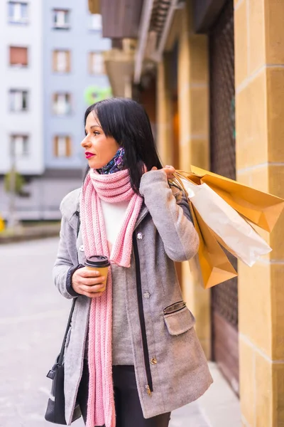 Caucasian Brunette Girl Shopping City Paper Bags Take Away Coffe — Stock Photo, Image