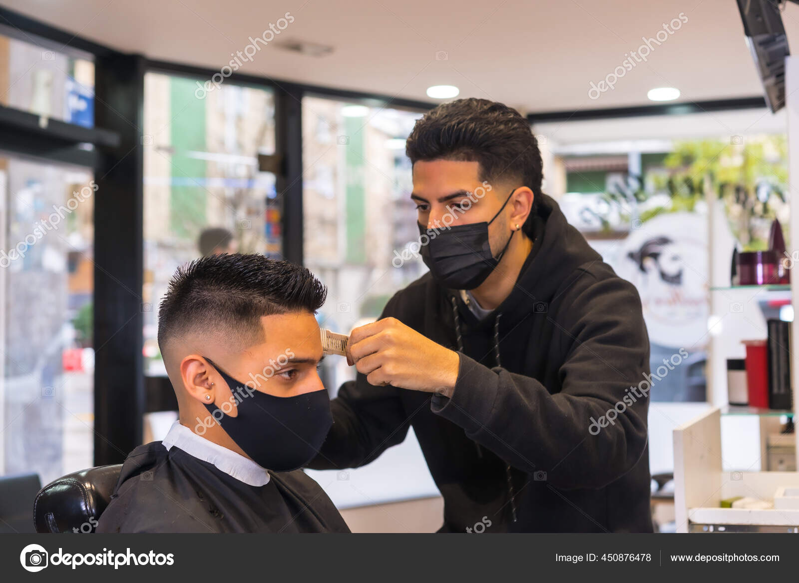 Hairdresser Face Mask Cutting Hair Security Measures New Normal  Hairdressers Stock Photo by ©unaihuizi@ 450876478