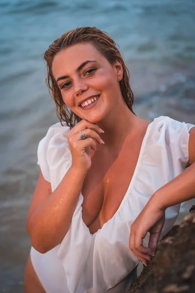 Lifestyle Blonde Caucasian Girl White Swimsuit Smiling Getting Out Water — Stock Photo, Image