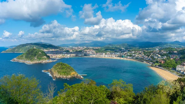 Panoraamanäkymät San Sebastianin Kaupunkiin Igeldo Vuorelta Gipuzkoasta Baskimaa Espanja — kuvapankkivalokuva