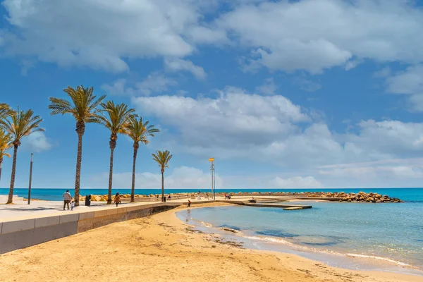 Plage Avec Palmiers Dans Ville Côtière Torrevieja Alicante Communauté Valencienne — Photo