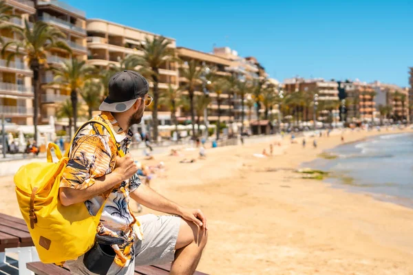 Jeune Touriste Étranger Playa Del Cura Dans Ville Côtière Torrevieja — Photo