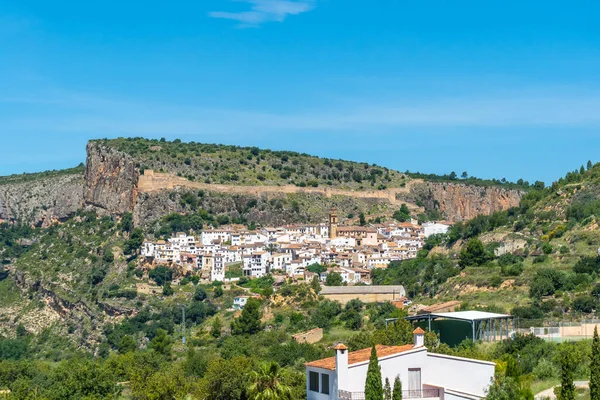 발렌시아 지대에 자리잡은 훌라라는 아름다운 마을의 스페인 — 스톡 사진