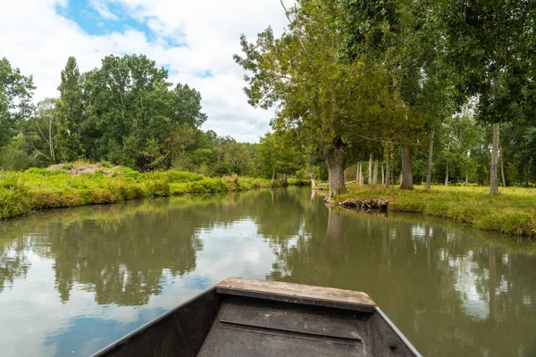 Voile Bateau Sur Les Canaux Eau Naturels Entre Garette Coulon — Photo