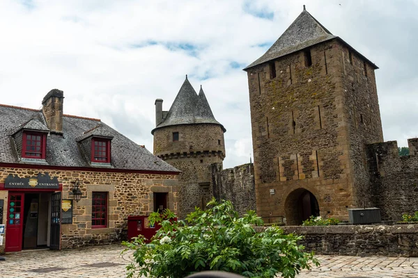 Fougeres Bretaña Francesa Francia Julio 2021 Entrada Castillo Medieval Fougeres — Foto de Stock