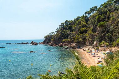 Cala Canyet, Tossa de Mar kasabasının yanında. Girona, Costa Brava Akdeniz 'de