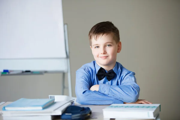 School. kinderen leren op school. opleiding van studenten — Stockfoto