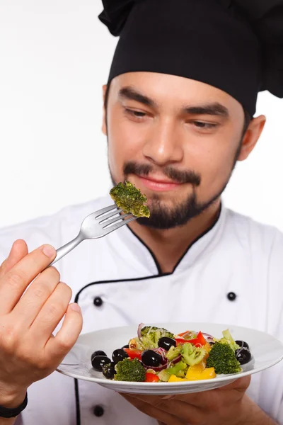 Koch mit Salat zufrieden — Stockfoto