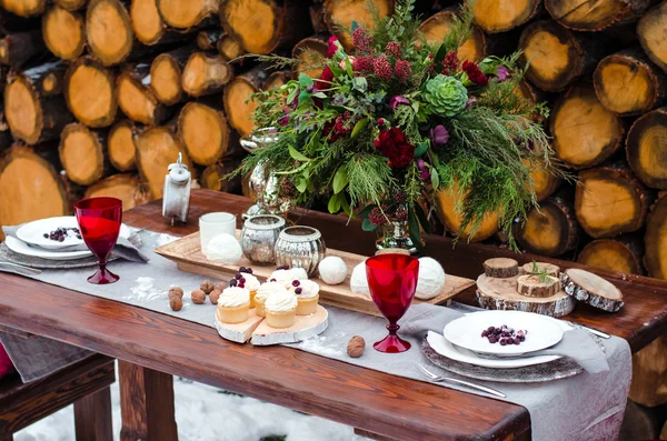 Tavola nuziale. Belle decorazioni invernali — Foto Stock