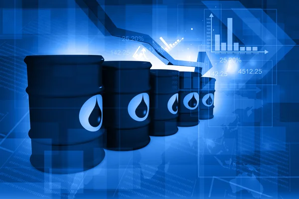 Barriles de petróleo con gráfico de precio del petróleo cayendo — Foto de Stock