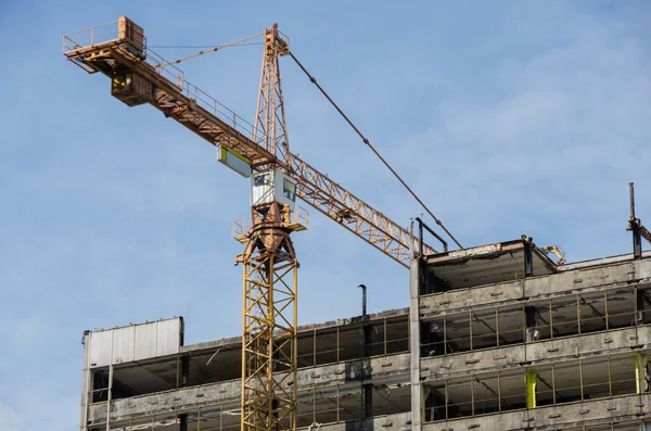 Demolition skyscraper. — Stock Photo, Image