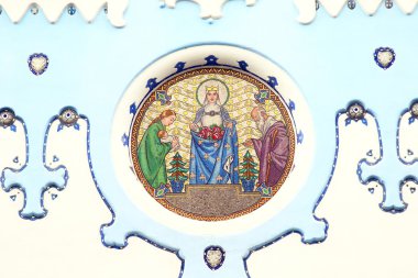Bratislava, Slovakya - 21 Ekim 2015: mavi kilise cephesi ile 