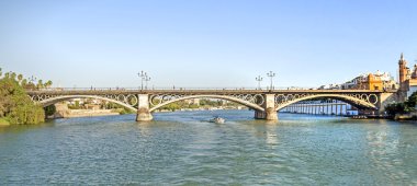 Triana Köprüsü. Sevilla, İspanya.