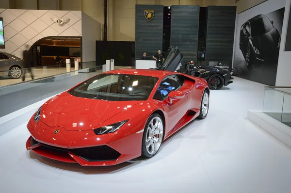 Lamborghini rojo Huracán —  Fotos de Stock