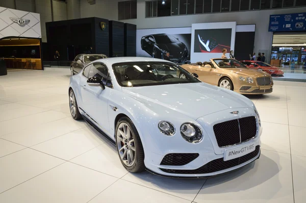 Nuevo Bentley Continental GT V8S —  Fotos de Stock