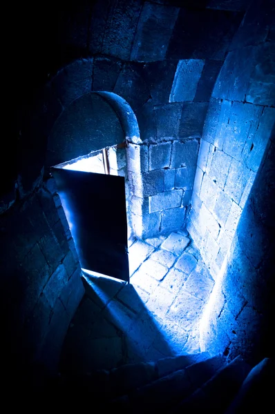 Öppet slott dörr — Stockfoto