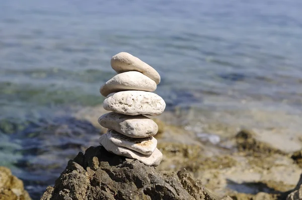 Zenové kameny na pláži — Stock fotografie