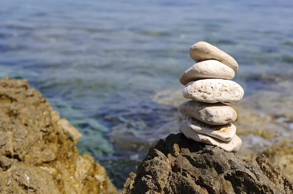 Kumsalda Zen Taşları — Stok fotoğraf