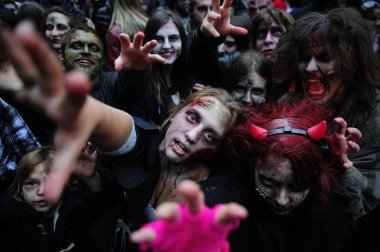 Belgrad zombi yürüme