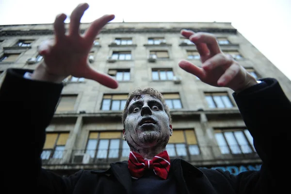 Belgrad zombie gå — Stockfoto