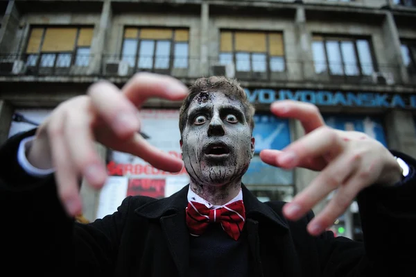 Belgrad zombie gå — Stockfoto