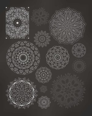 Kına dövme doodle vektör öğeleri beyaz arka plan üzerinde 