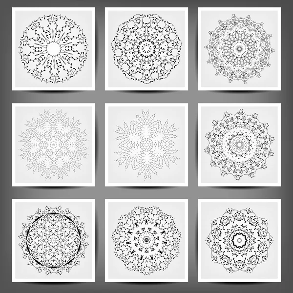 Uppsättning av etniska prydnads blommönster. Handritad mandalas. Orient traditionella bakgrund. Lace cirkulär ornament. Etniska indiska, islamiska, asiatiska, ottomanska — Stock vektor