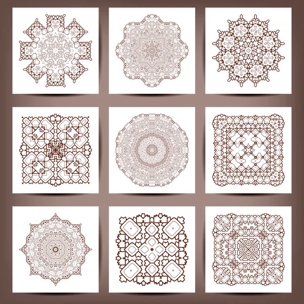 Набір елегантних шаблонів дизайну квіткової монограми для однієї або двох літер  . — стоковий вектор