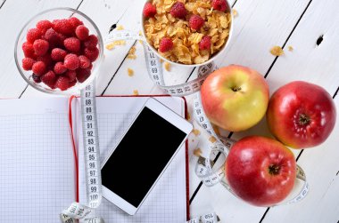 Taze meyve ve tahıl diyet Kahvaltı.