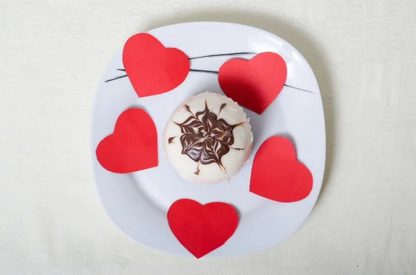 Valentines day, appetizing cake on a plate — Stock Photo, Image