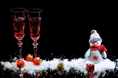 Festival kadeh şarap. Noel ve yeni yıl kutlama.