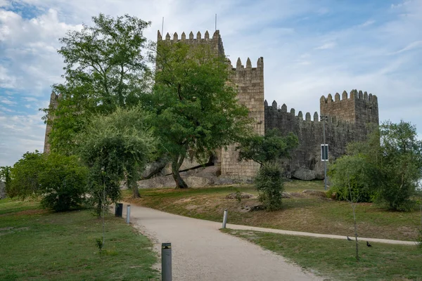 Castelo Parque Guimarães Portugal — Fotografia de Stock
