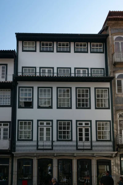Edificio Típico Ciudad Guimaraes Portugal — Foto de Stock