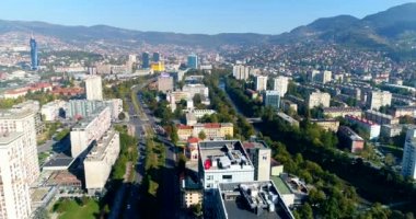 Bosna-Hersek 'in başkenti Saraybosna ve caddelerinin hava görüntüleri