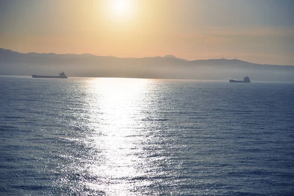 Concepto Vacaciones Verano Vista Panorámica Del Mar Con Una Hermosa —  Fotos de Stock